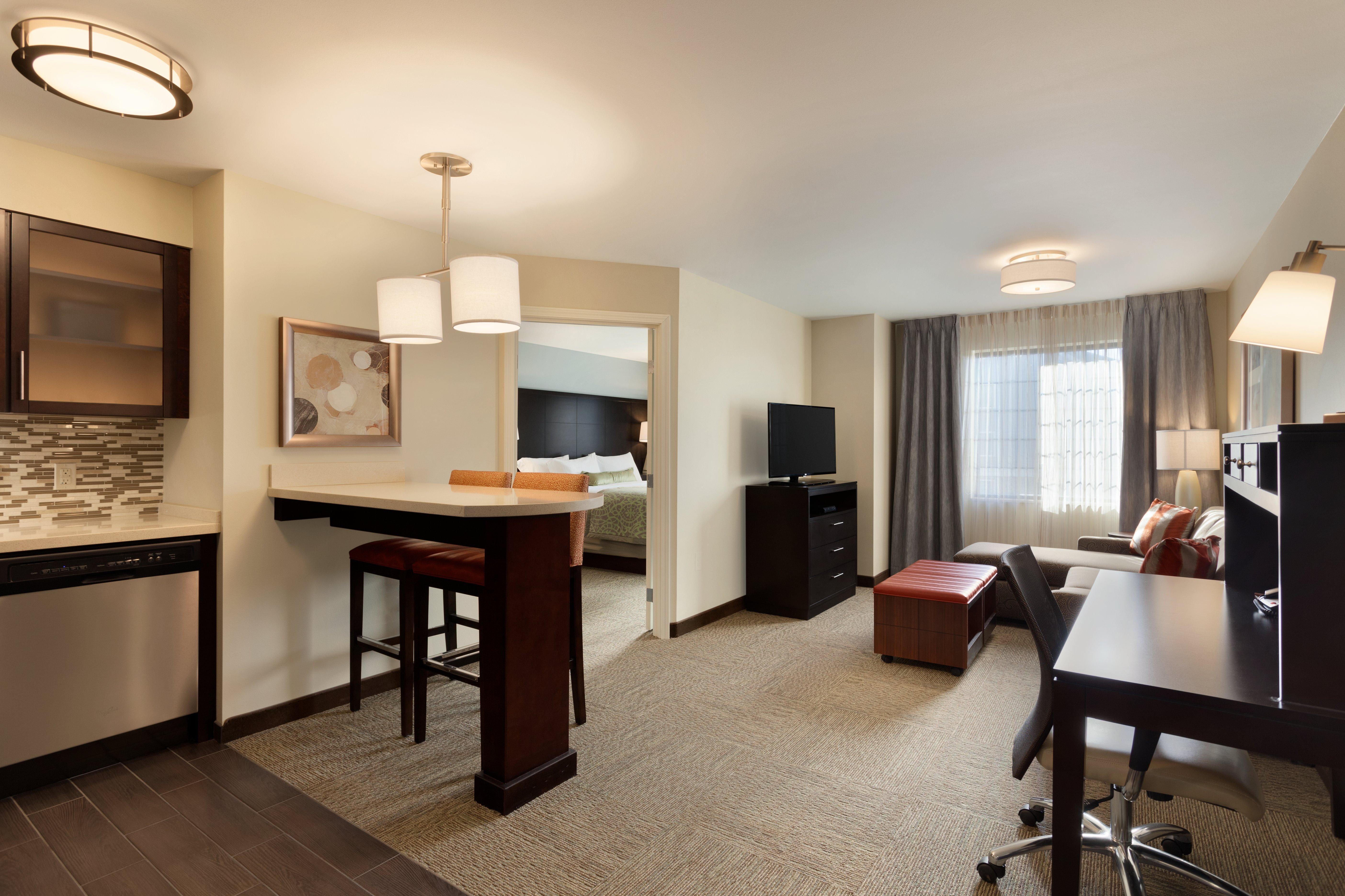 Staybridge Suites Midland By Ihg Kültér fotó