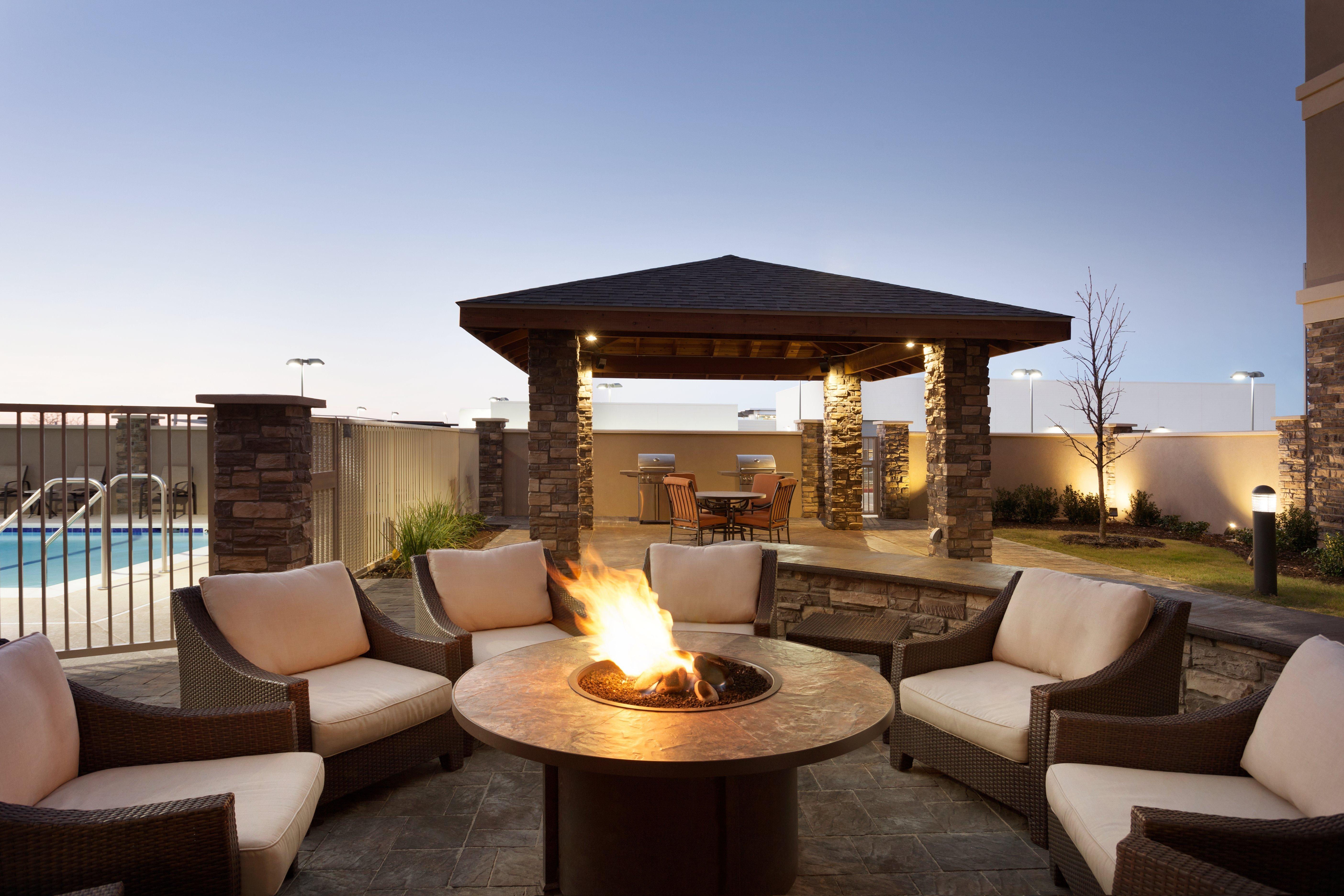 Staybridge Suites Midland By Ihg Kültér fotó