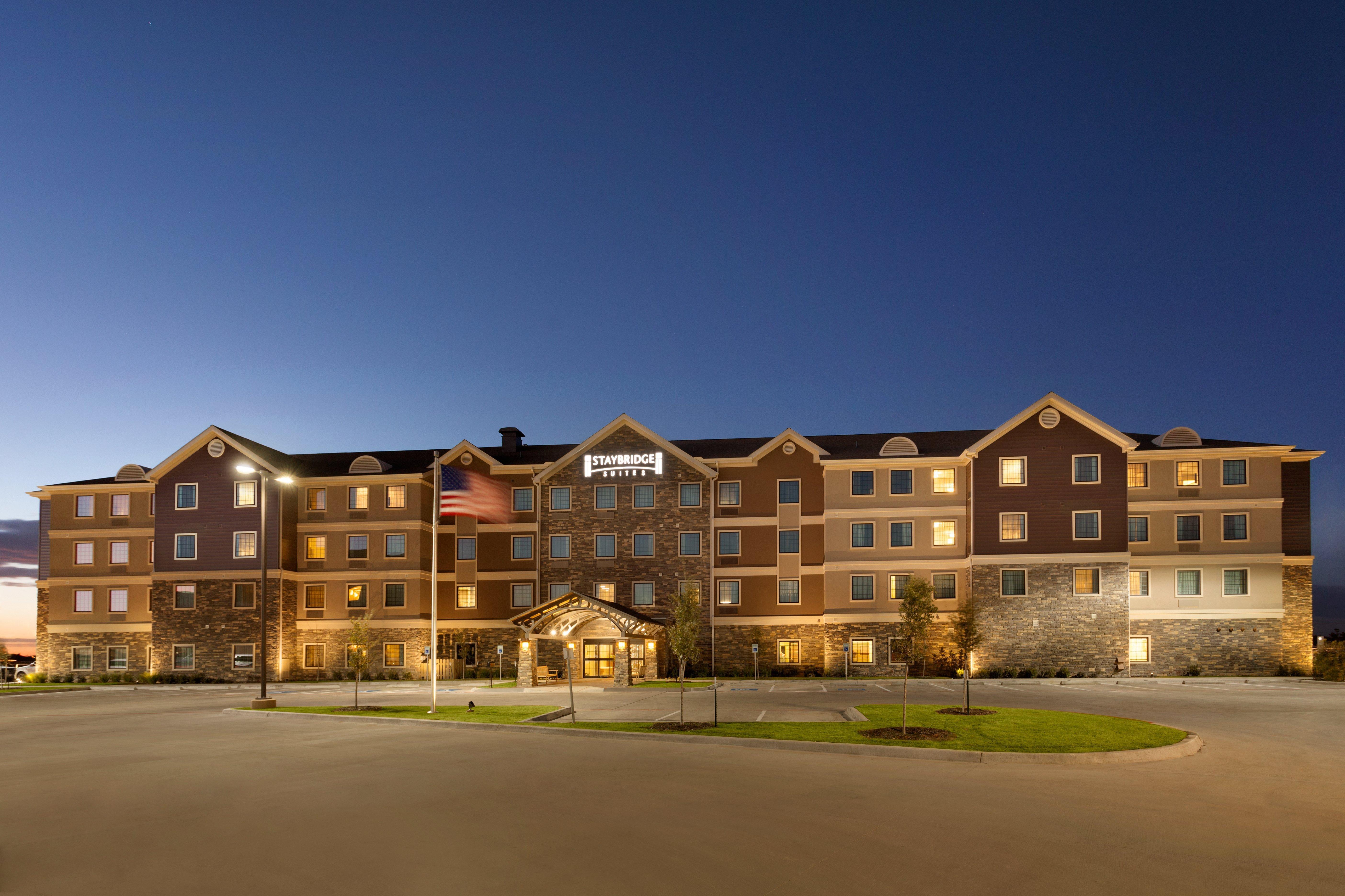 Staybridge Suites Midland By Ihg Kültér fotó