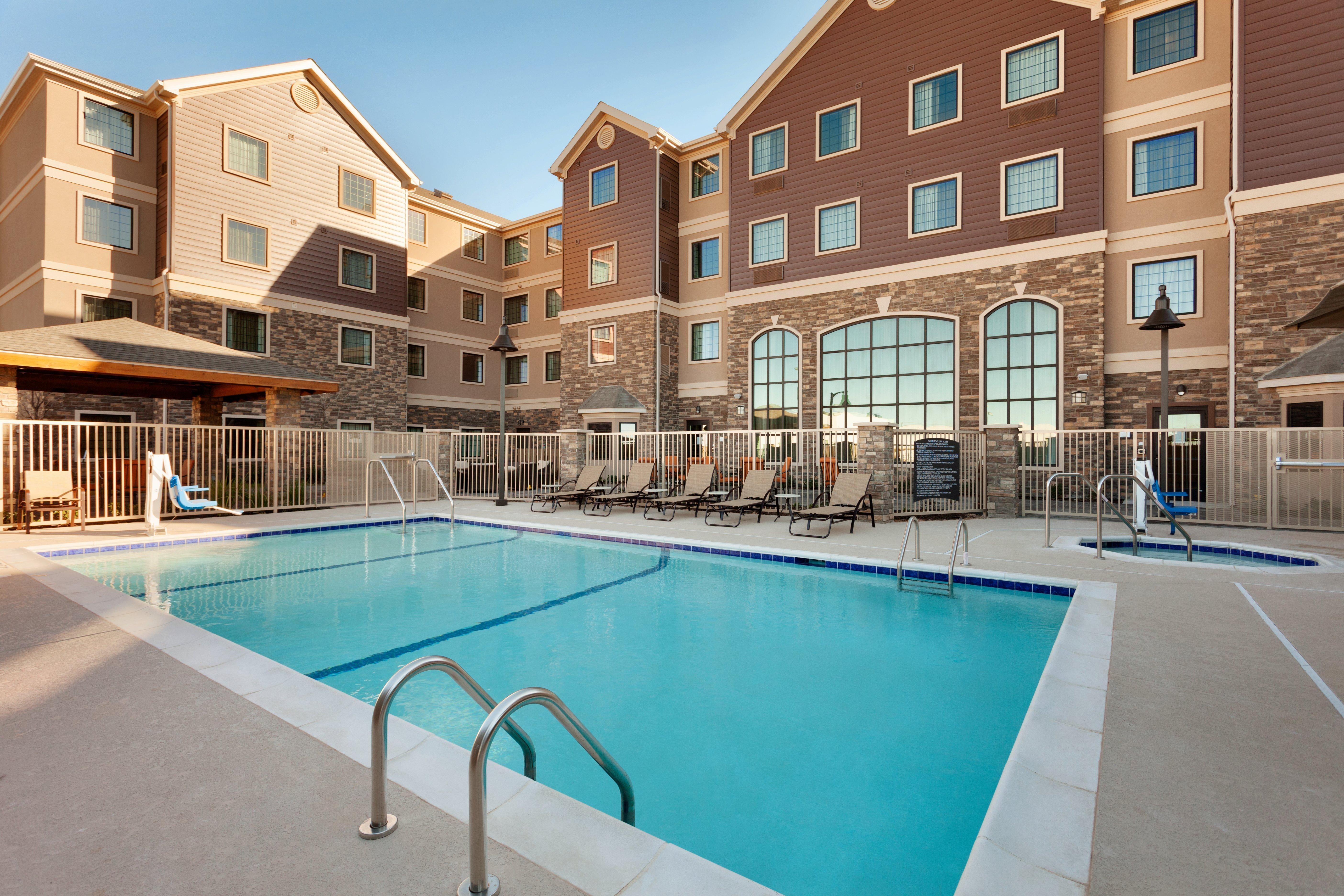 Staybridge Suites Midland By Ihg Kültér fotó